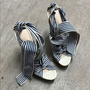Beautiful Coach Navy and White Striped Sandals size 8.5 B